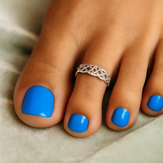 Celtic Knot Style 14k White Gold Toe Ring