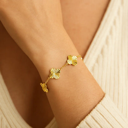 14K Yellow Gold Radial Clover Bracelet